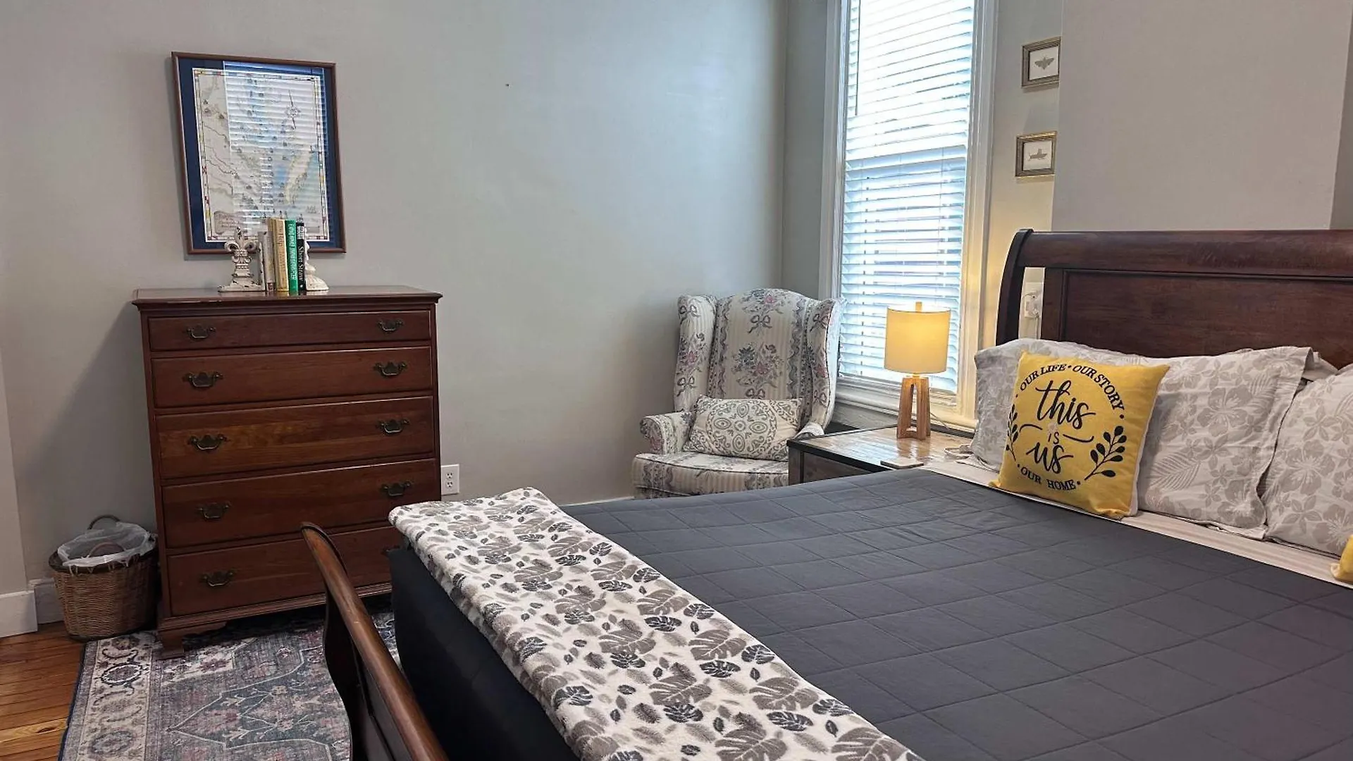 G4 King Bed Central Location Museums Free Parking Richmond ABD